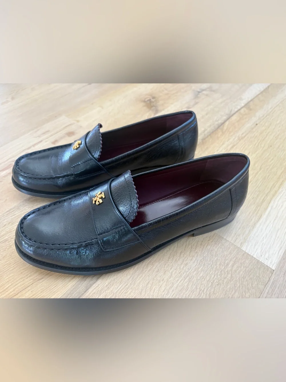 Tory Burch Black Leather Loafers with Gold Logo Accent